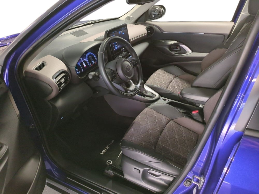 Toyota Yaris Cross usata a Milano (13)