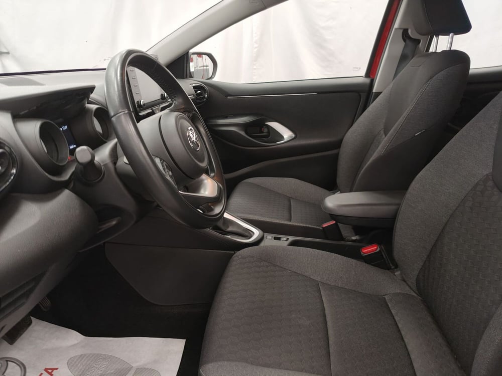 Toyota Yaris usata a Roma (14)