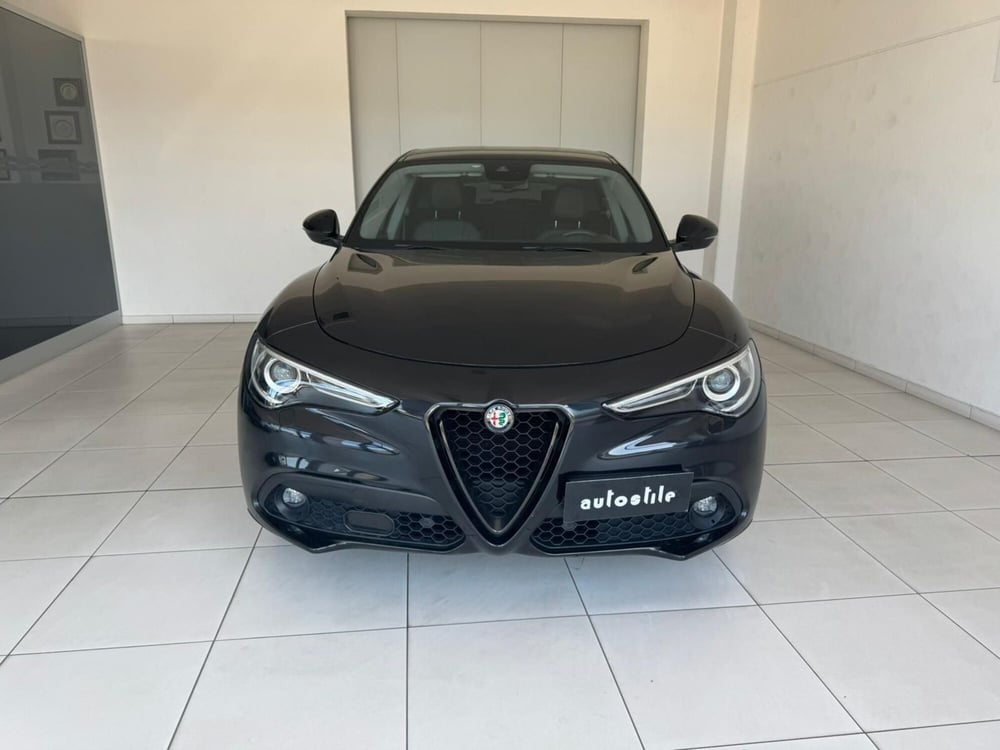 Alfa Romeo Stelvio usata a Reggio Emilia (2)