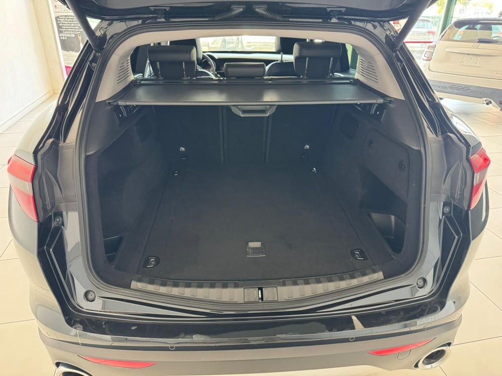 Alfa Romeo Stelvio usata a Reggio Emilia (6)
