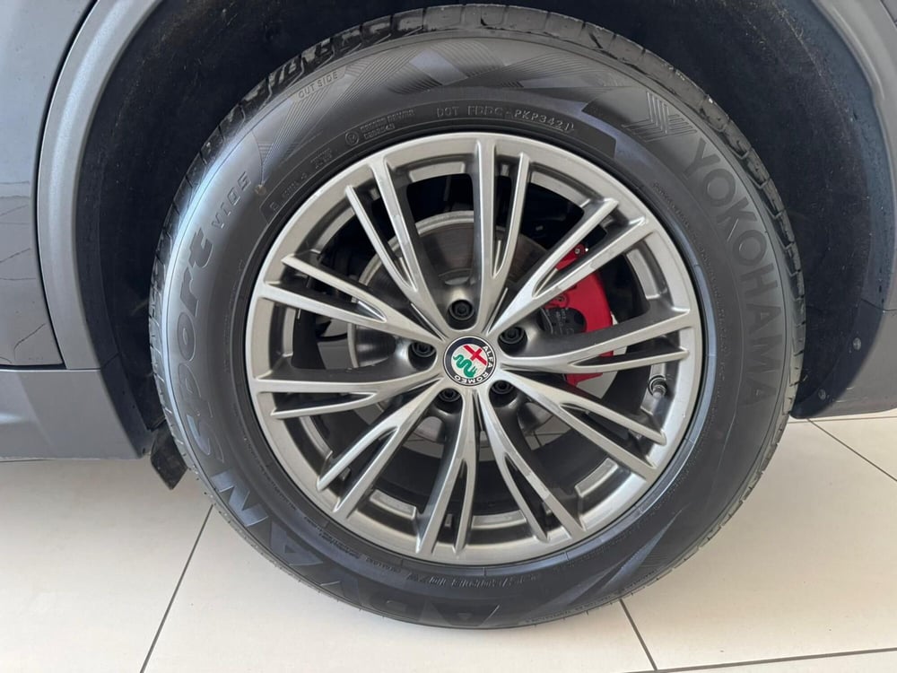 Alfa Romeo Stelvio usata a Reggio Emilia (7)