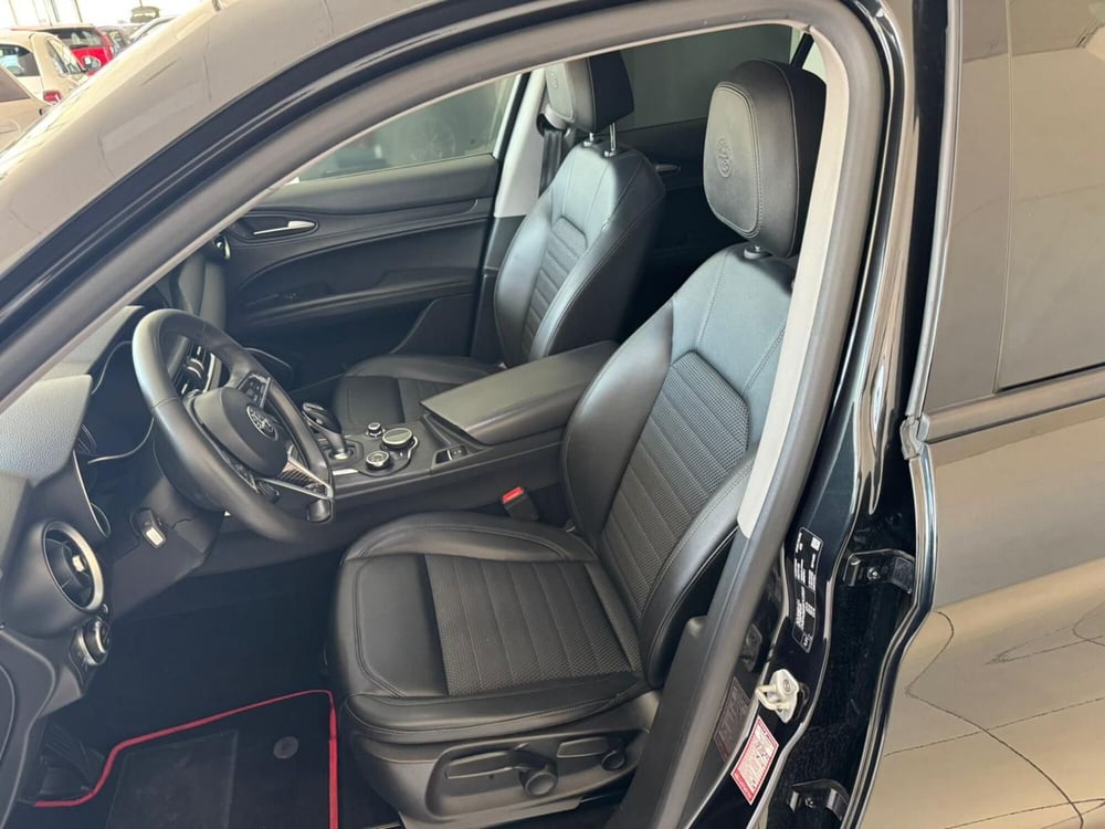 Alfa Romeo Stelvio usata a Reggio Emilia (9)