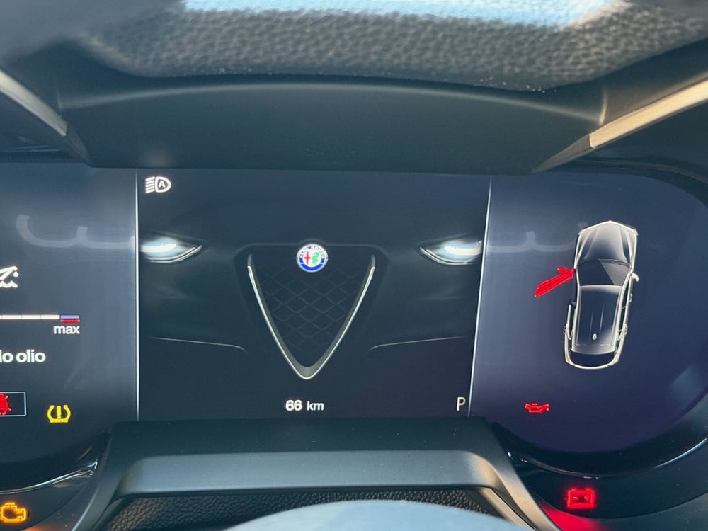 Alfa Romeo Stelvio nuova a Reggio Emilia (12)