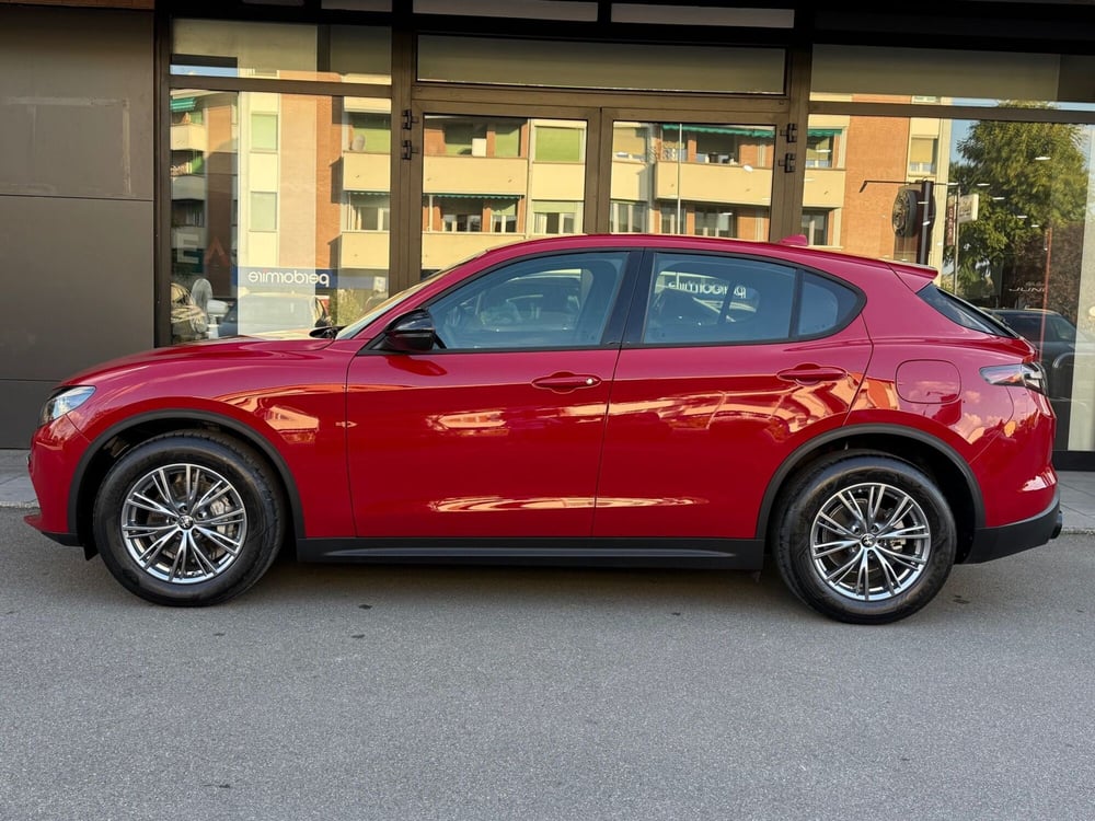 Alfa Romeo Stelvio nuova a Reggio Emilia (2)