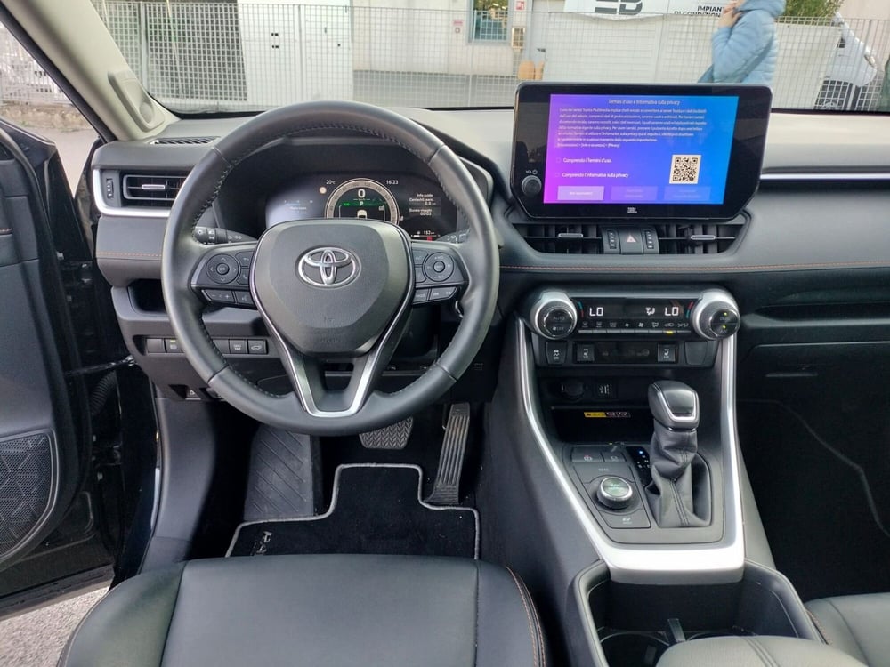 Toyota Rav4 usata a Modena (11)