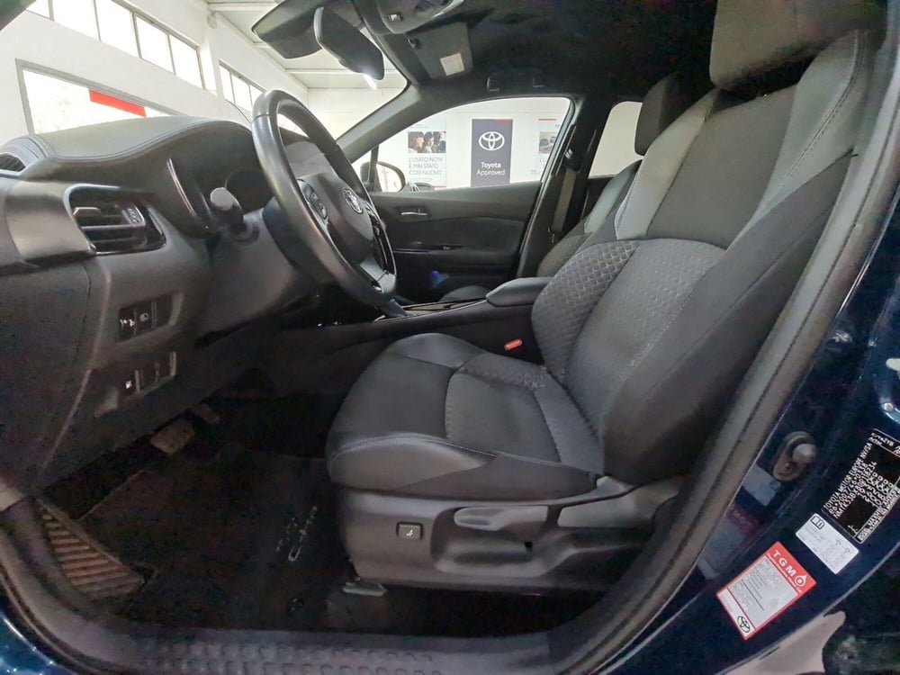 Toyota Toyota C-HR usata a Bologna (8)