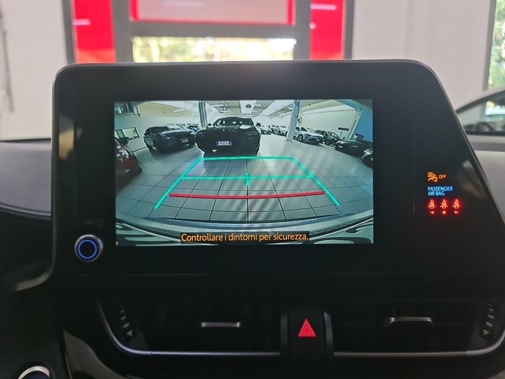Toyota Toyota C-HR usata a Bologna (13)