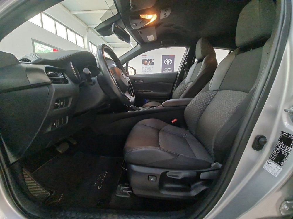 Toyota Toyota C-HR usata a Bologna (8)