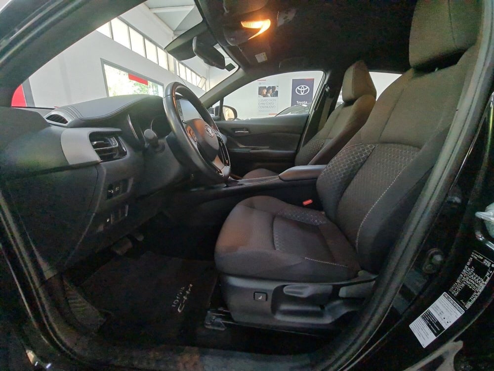 Toyota Toyota C-HR usata a Bologna (8)