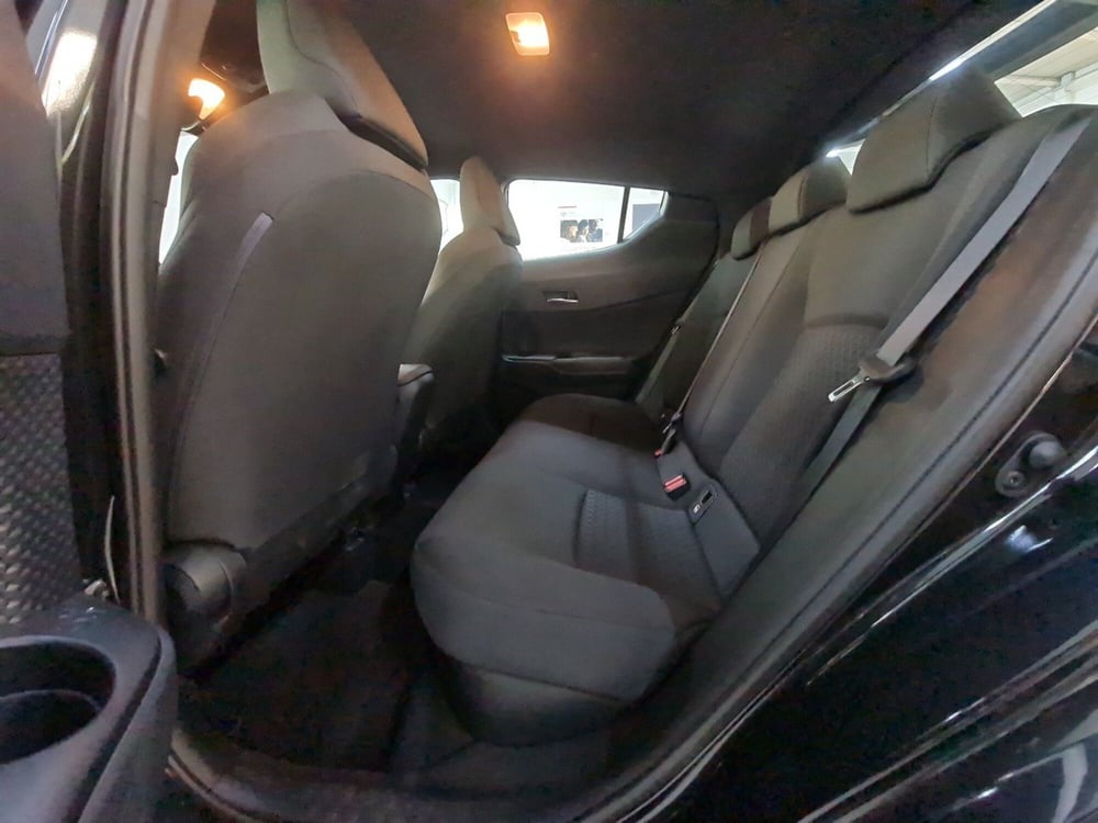 Toyota Toyota C-HR usata a Bologna (9)