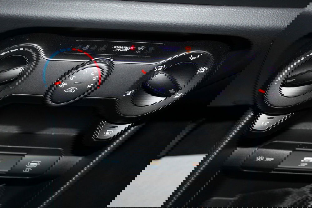 Kia Picanto nuova a Cremona (13)