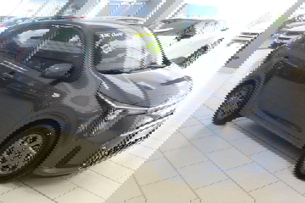 Kia Picanto nuova a Cremona (2)