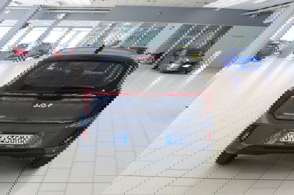 Kia Picanto nuova a Cremona (4)