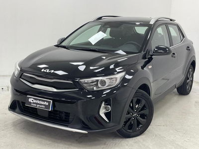 Kia Stonic 1.0 T-GDi 100 CV MHEV iMT Style del 2021 usata a Lurate Caccivio