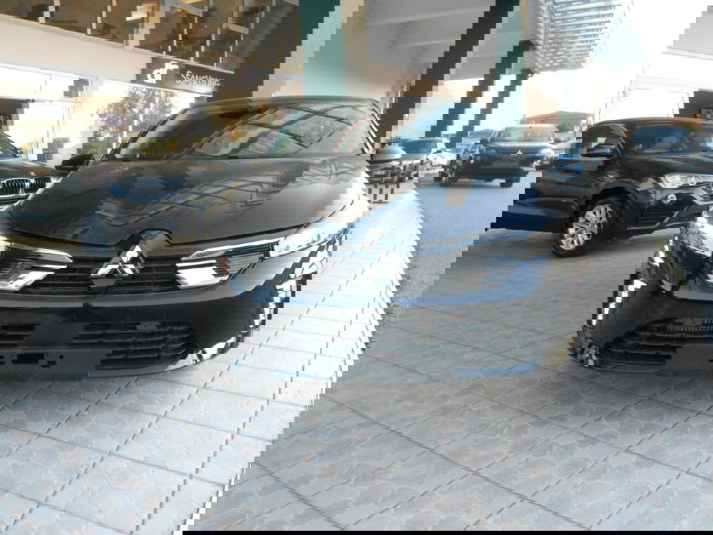 Mitsubishi Colt nuova a Pordenone (3)