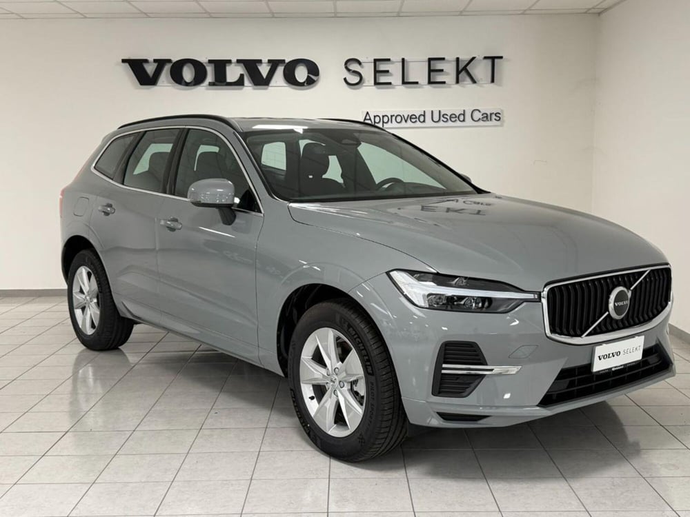 Volvo XC60 nuova a Como (2)
