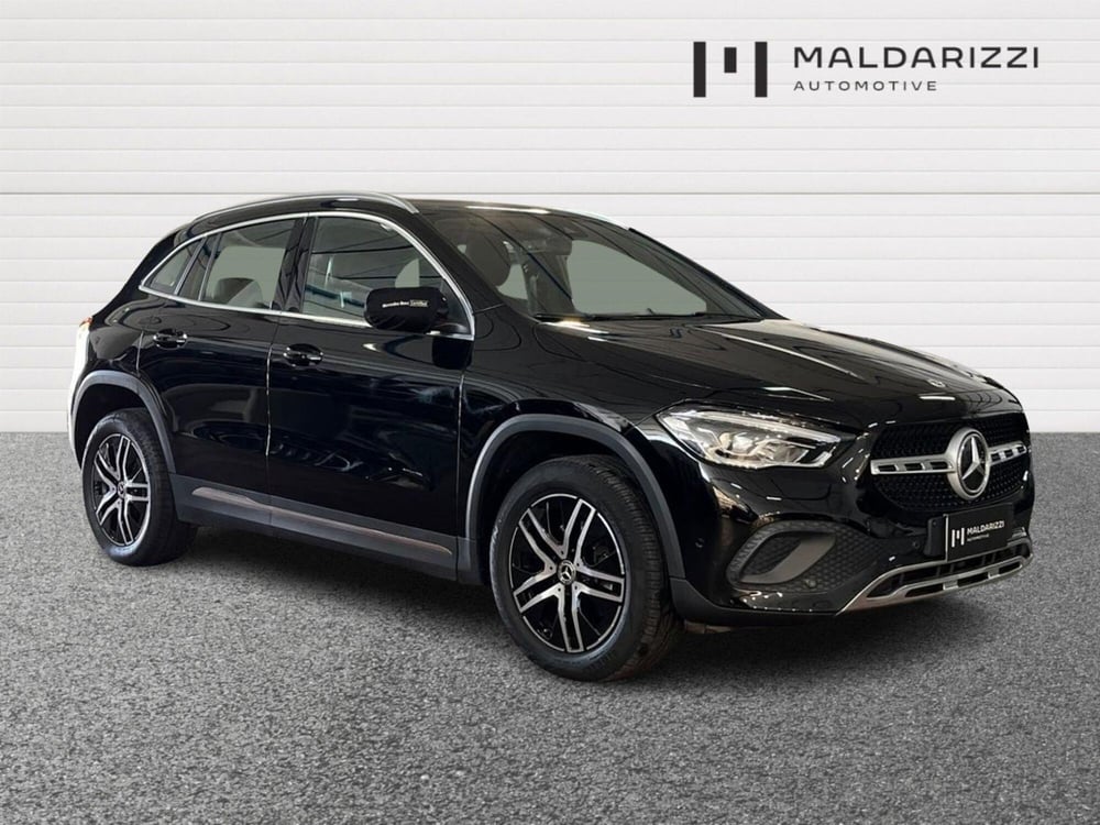 Mercedes-Benz GLA SUV usata a Matera