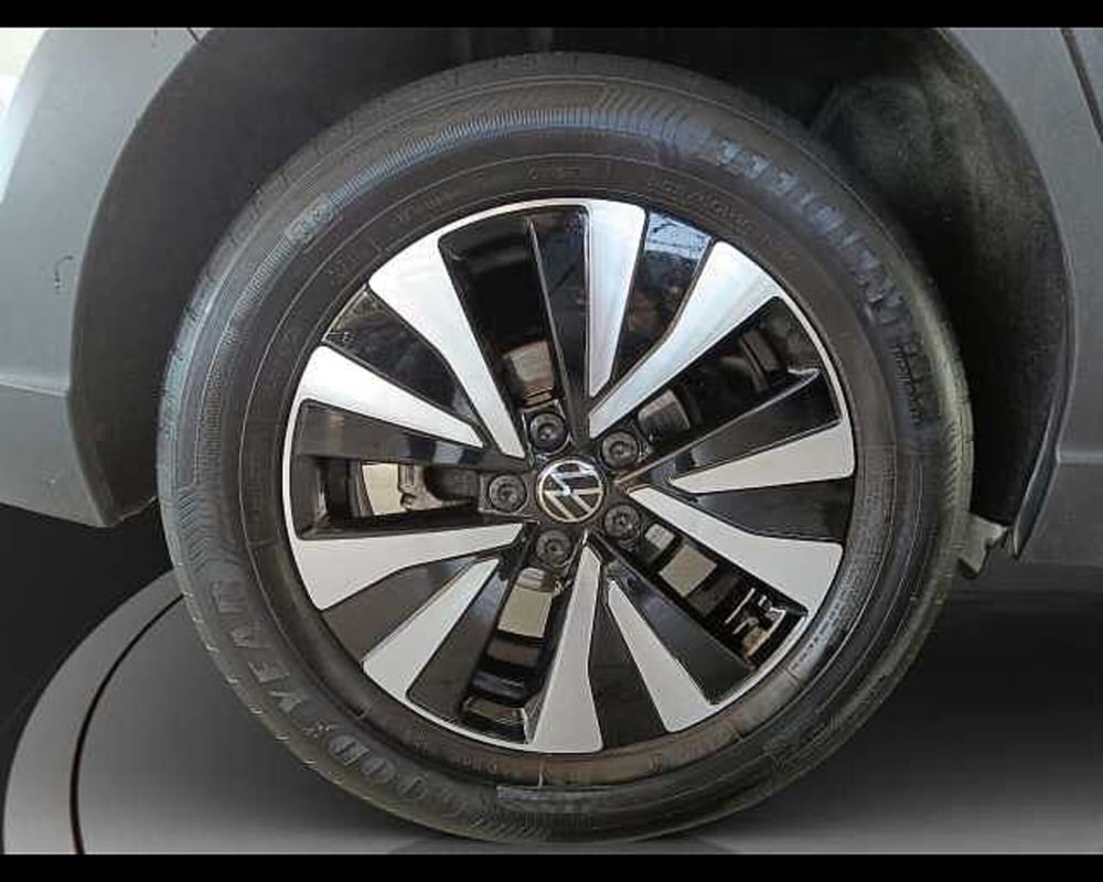 Volkswagen Taigo usata a Roma (12)