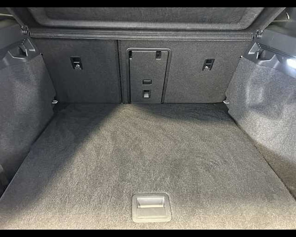 Volkswagen ID.4 usata a Roma (10)