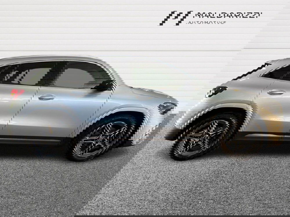 Mercedes-Benz GLA SUV usata a Bari (5)