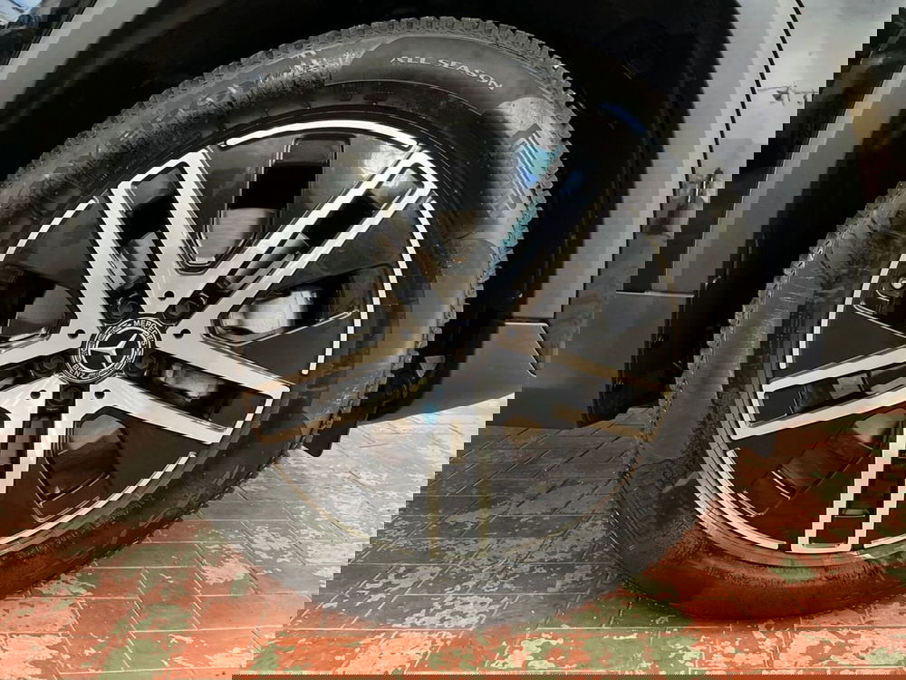 Mercedes-Benz GLA SUV usata a Bari (6)