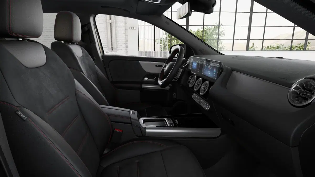Mercedes-Benz GLA SUV nuova a Milano (8)