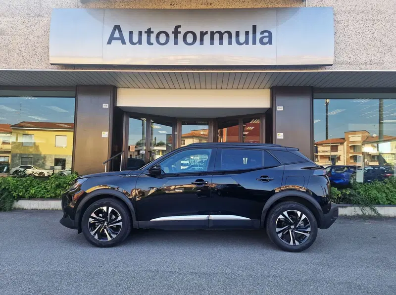Peugeot 2008 usata a Milano (3)