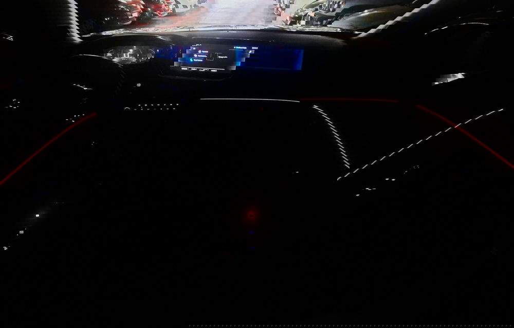 Peugeot 2008 usata a Milano (9)