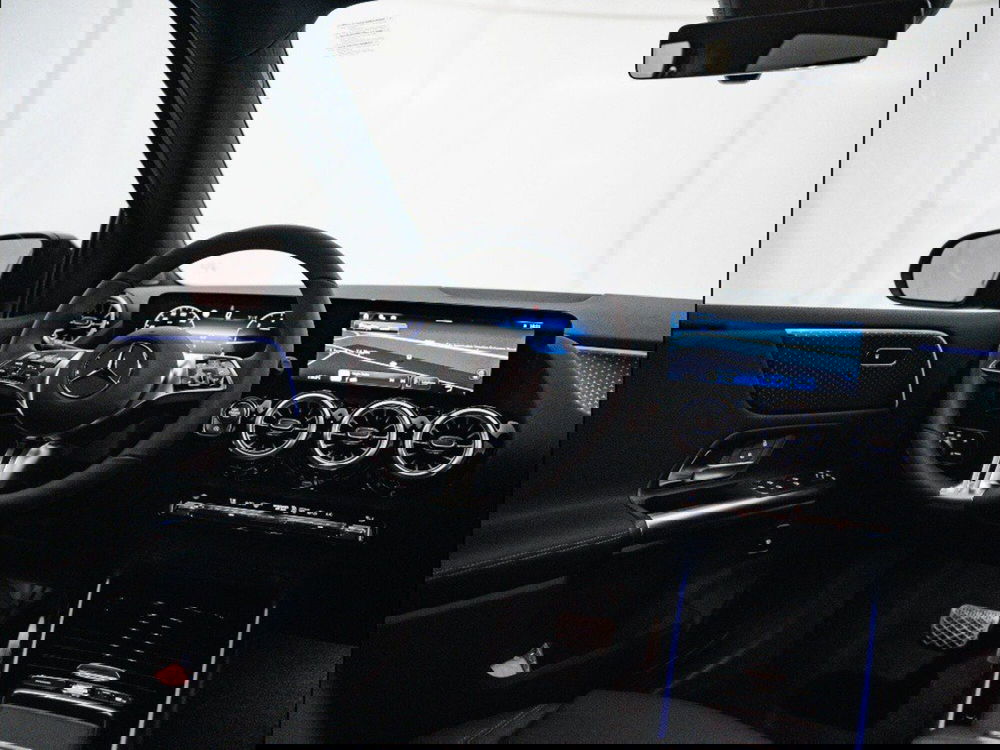 Mercedes-Benz Classe B nuova a Macerata (19)