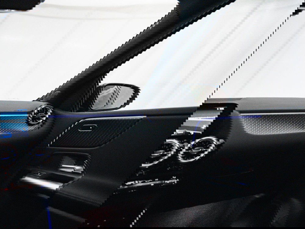 Mercedes-Benz Classe B nuova a Macerata (20)