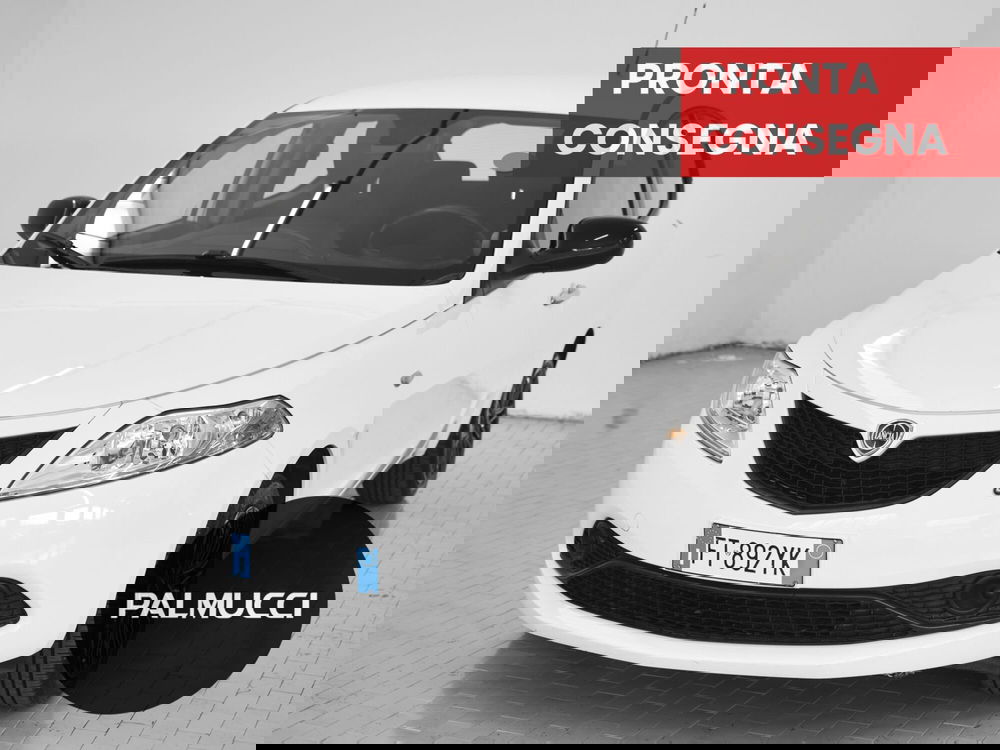 Lancia Ypsilon usata a Prato