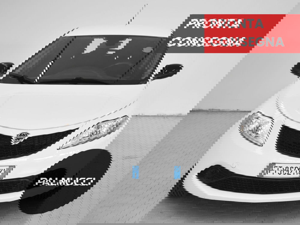 Lancia Ypsilon usata a Prato (2)