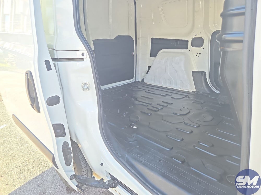 Fiat Doblò Furgone usata a Siena (15)