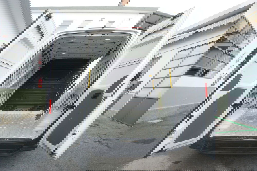 Volkswagen Veicoli Commerciali Crafter Furgone usata a Torino (8)