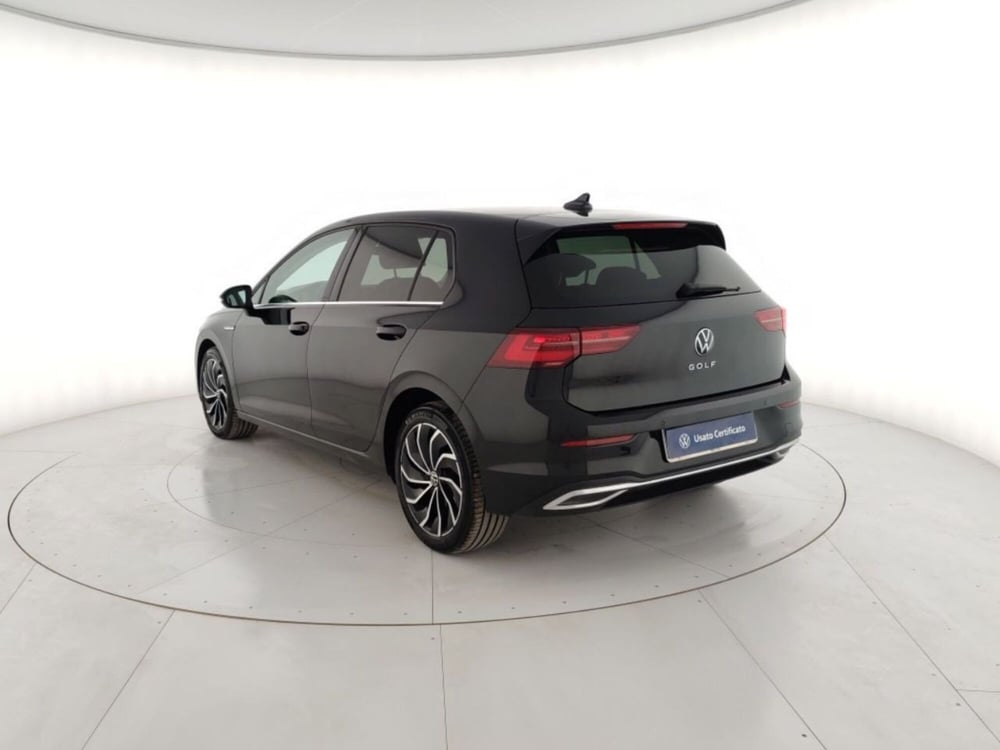 Volkswagen Golf usata a Massa-Carrara (2)