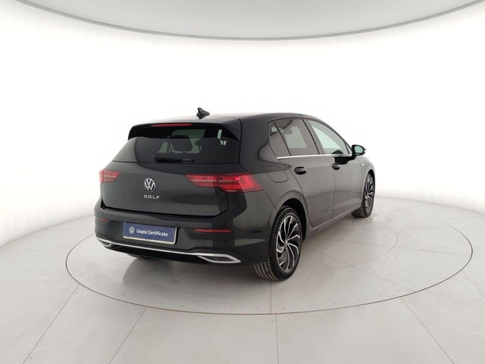 Volkswagen Golf usata a Massa-Carrara (3)