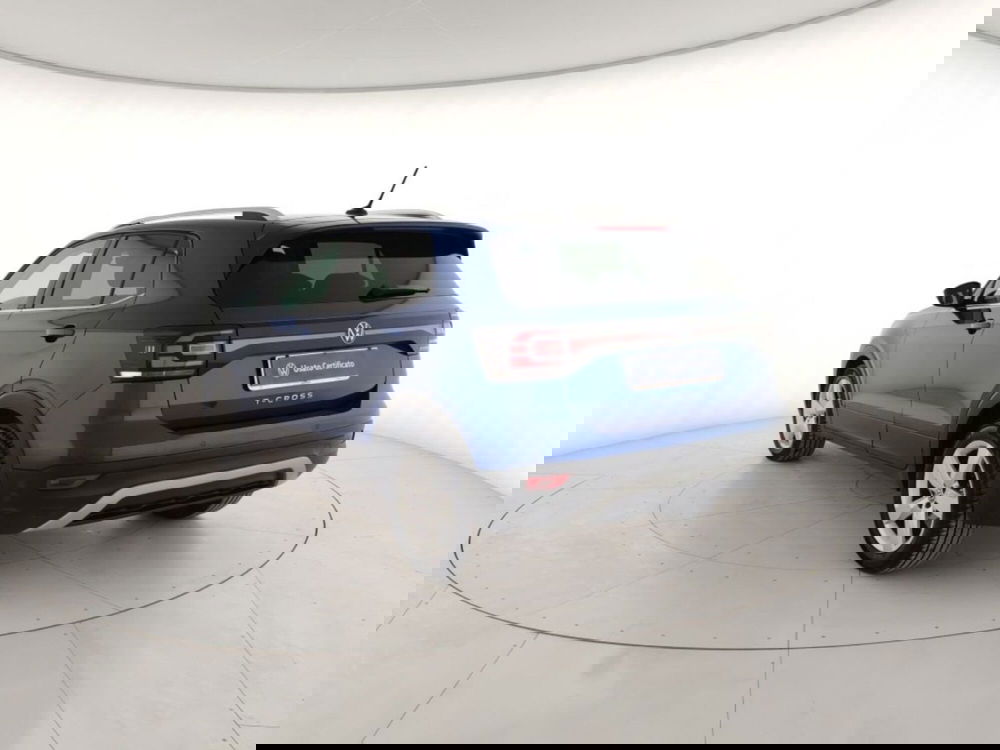 Volkswagen T-Cross usata a Massa-Carrara (2)