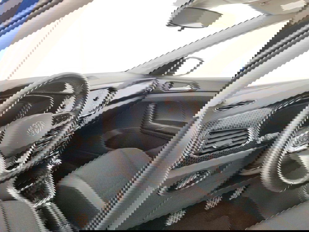 Volkswagen T-Cross usata a Massa-Carrara (8)