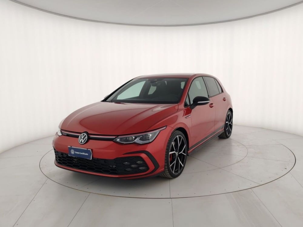 Volkswagen Golf usata a Massa-Carrara