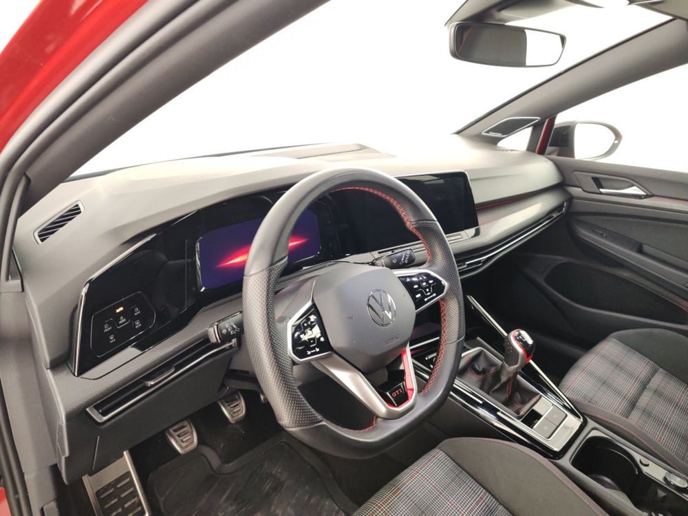 Volkswagen Golf usata a Massa-Carrara (8)