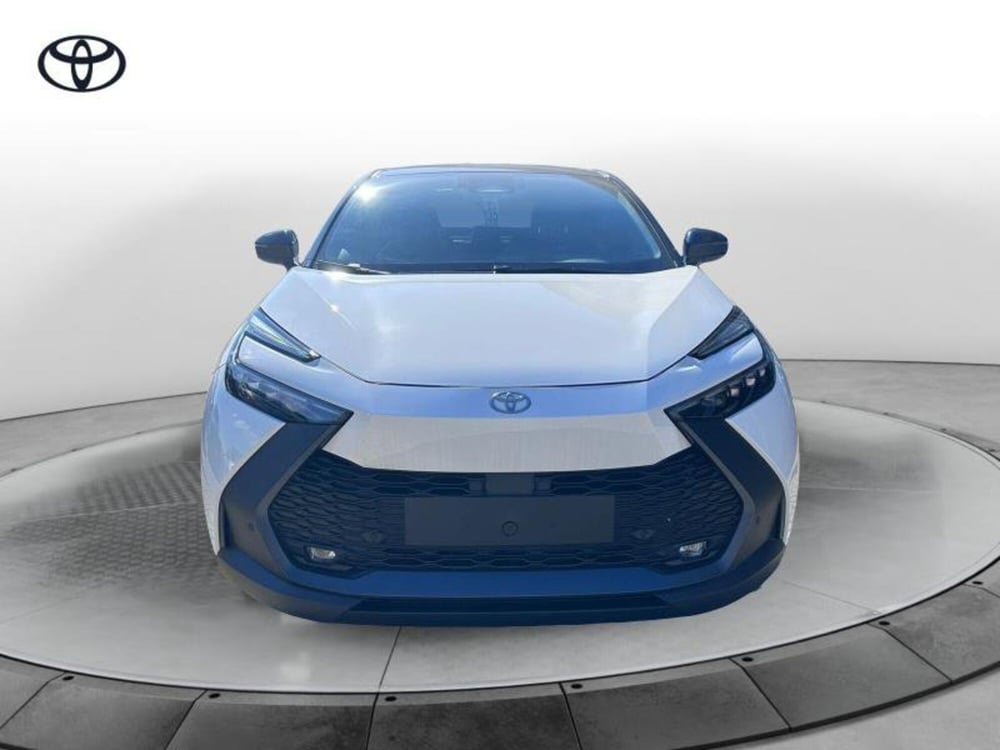 Toyota Toyota C-HR nuova a Perugia