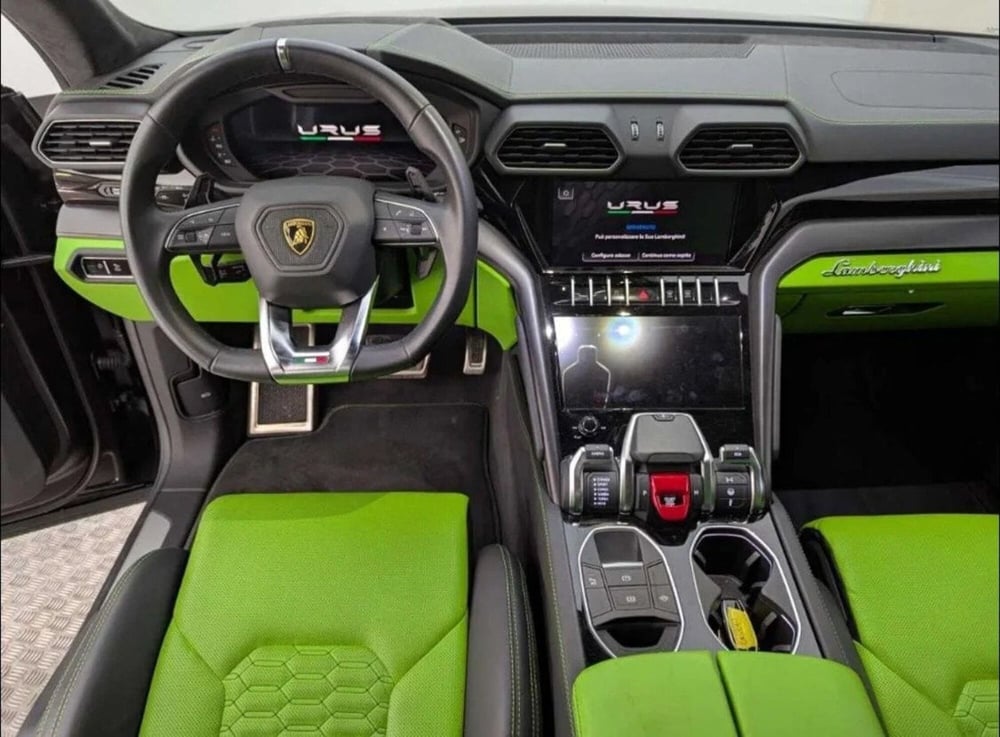 Lamborghini Urus usata a Perugia (9)