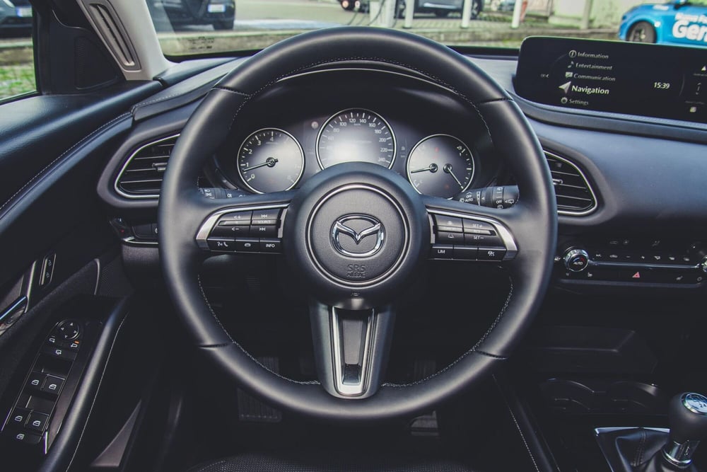 Mazda CX-30 nuova a Vercelli (14)