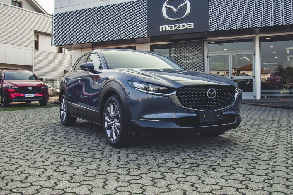 Mazda CX-30 nuova a Vercelli (2)