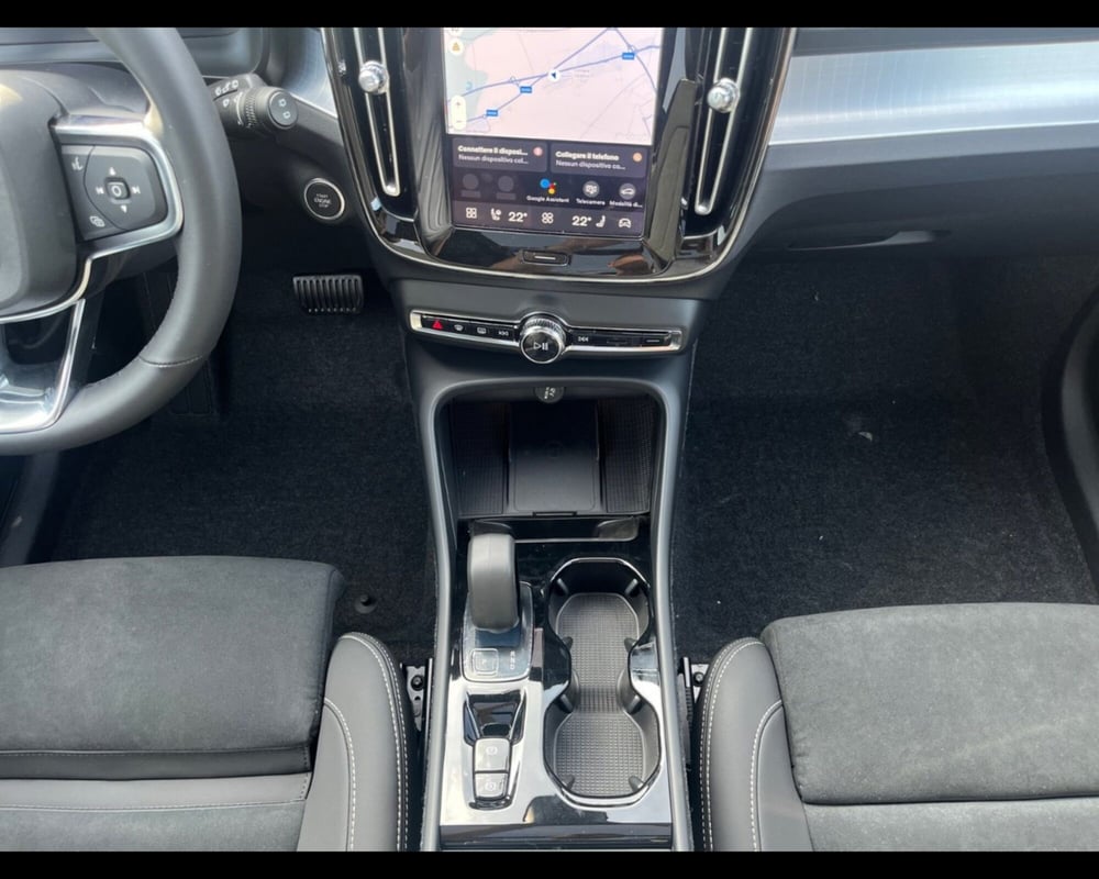 Volvo XC40 nuova a Ravenna (13)