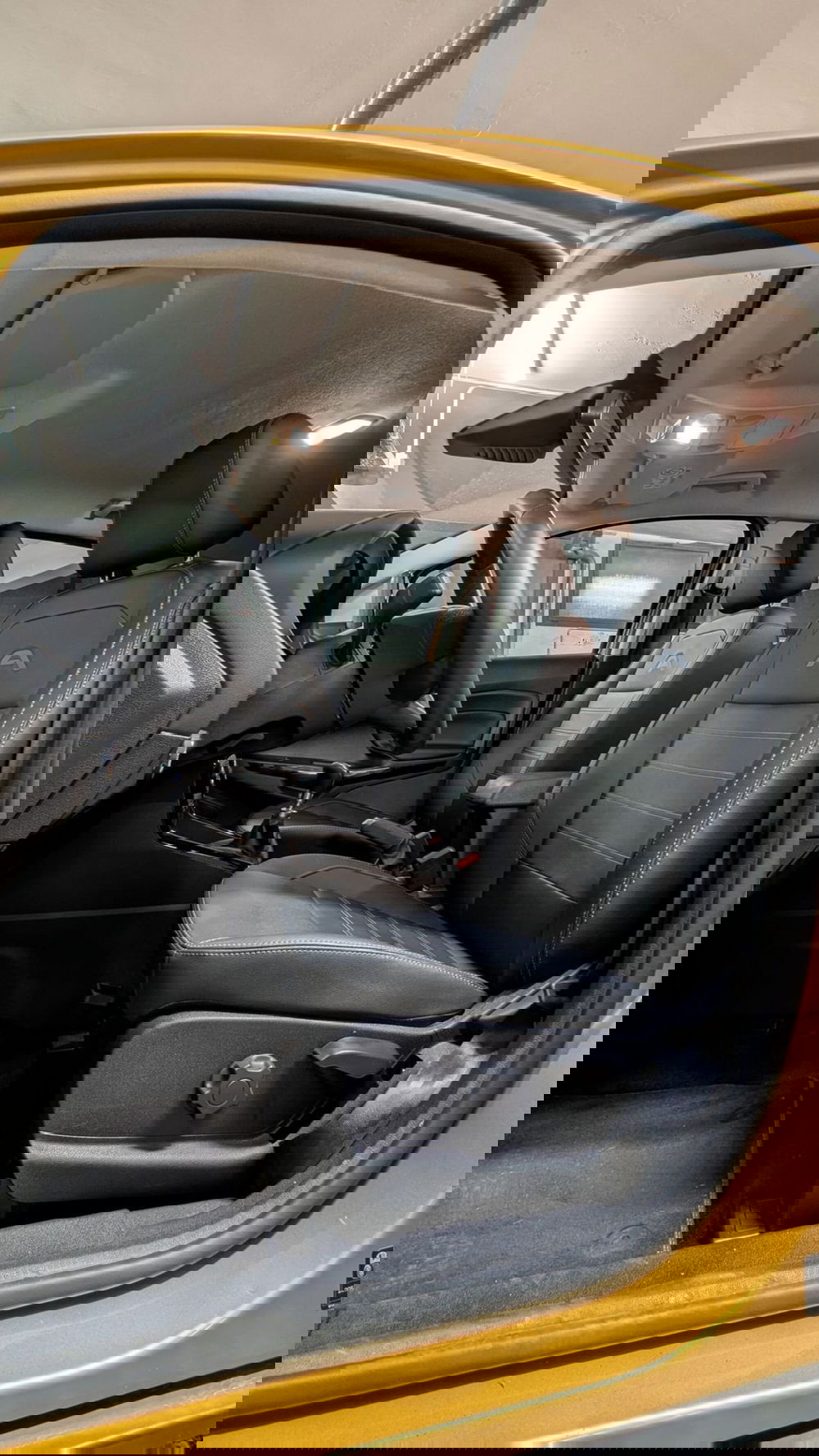 Ford EcoSport usata a Milano (14)