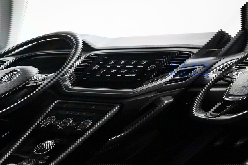 Volkswagen T-Roc usata a Varese (13)