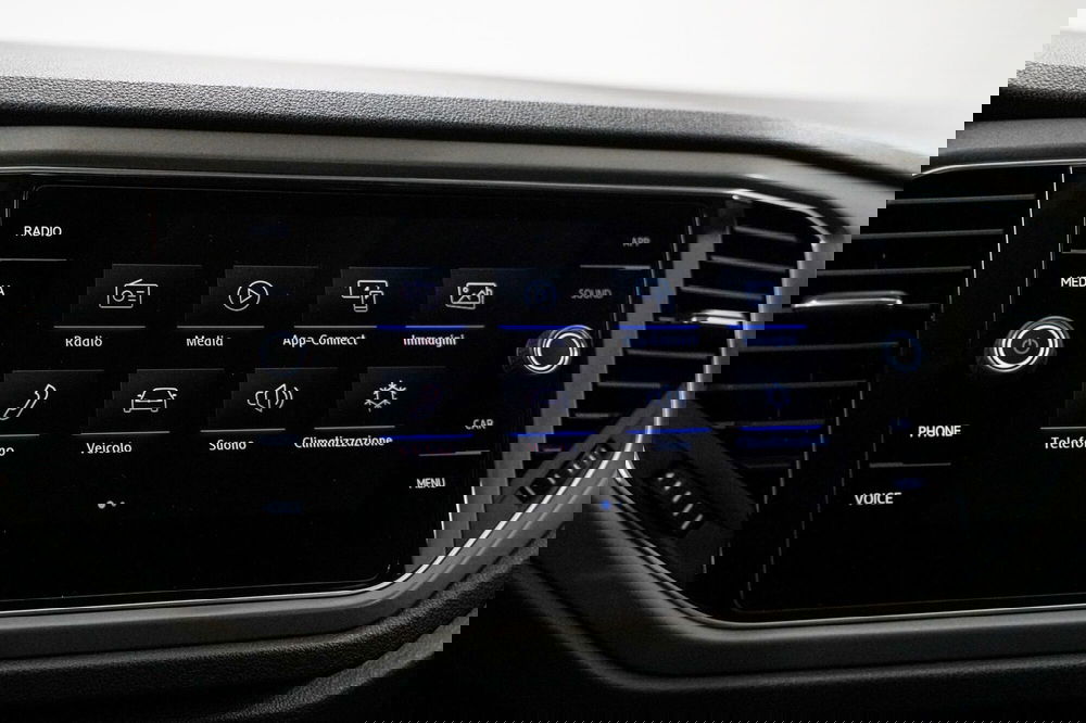 Volkswagen T-Roc usata a Varese (15)