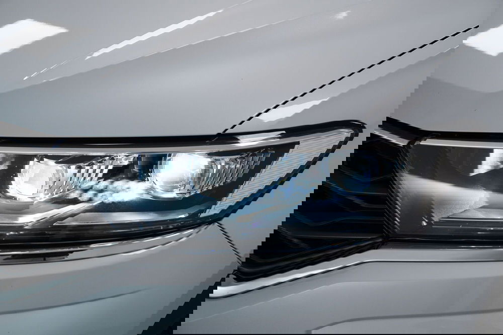 Volkswagen T-Roc usata a Varese (8)