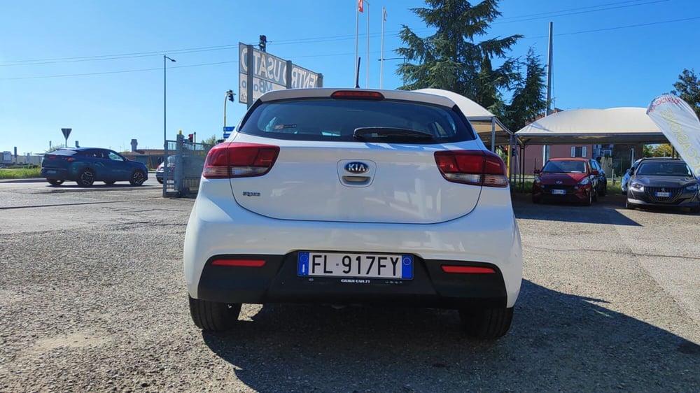 Kia Rio usata a Firenze (7)